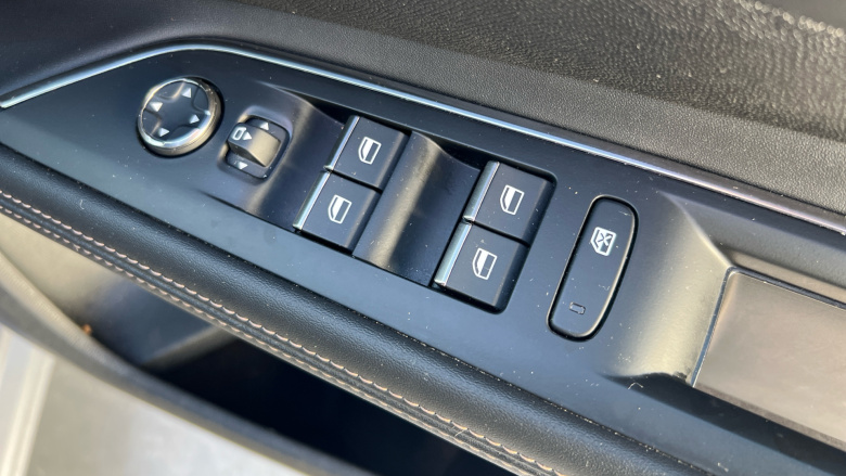 Peugeot 5008 1.2 PureTech GT 5dr EAT8 Petrol Estate